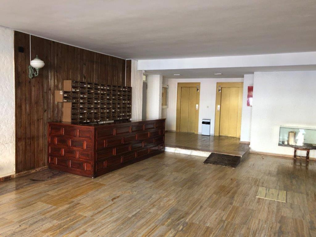 Apartament Urbanizacion, 2 Dormitorios, Gran Terraza Con Vista Al Mar, Wi-fi, Parking Y Piscina
