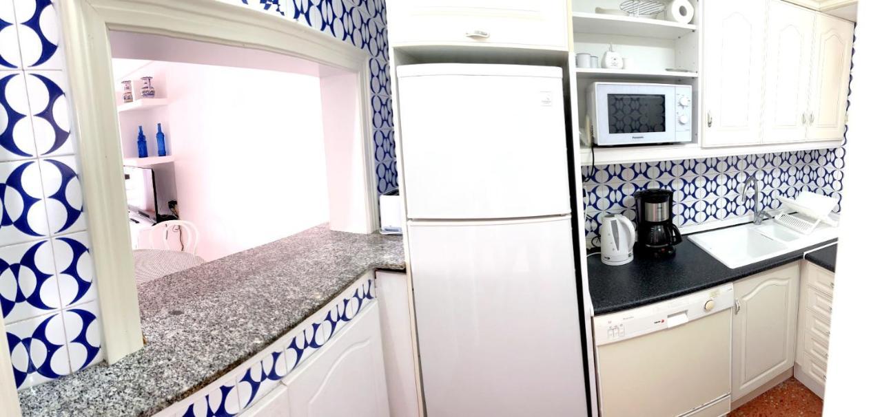 Urbanizacion, 2 Dormitorios, Gran Terraza Con Vista Al Mar, Wi-fi, Parking Y Piscina Apartament