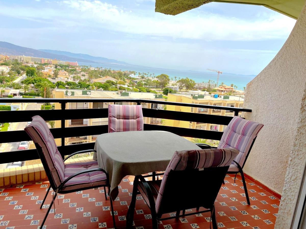 Roquetas De Mar: Seafront Terrace With Pool & Parking Apartment Roquetas de Mar