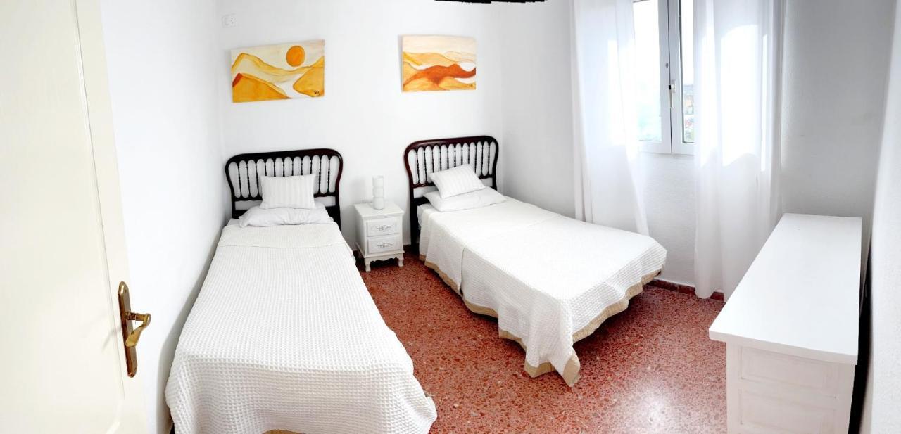 Apartment Roquetas De Mar: Seafront Terrace With Pool & Parking *